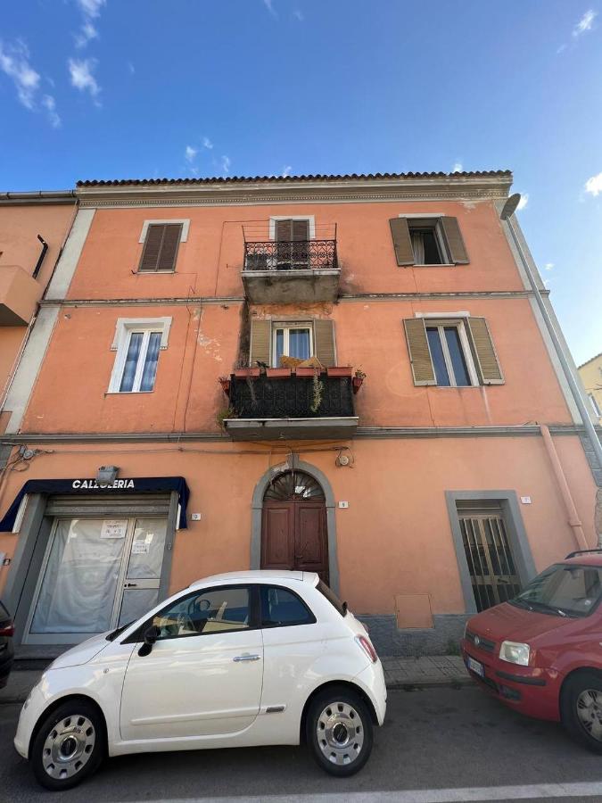 A Casa Da Mondo Olbia Exterior foto